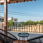 Vila Apteramare Tradidtional House 'new Listing' Chania (Crete)
