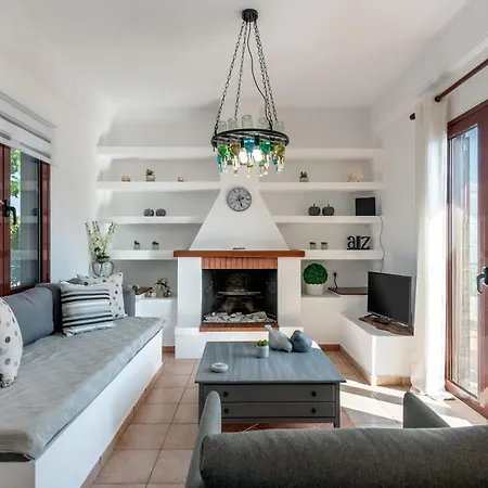 Apteramare Tradidtional House 'new Listing' Villa Chania (Crete)