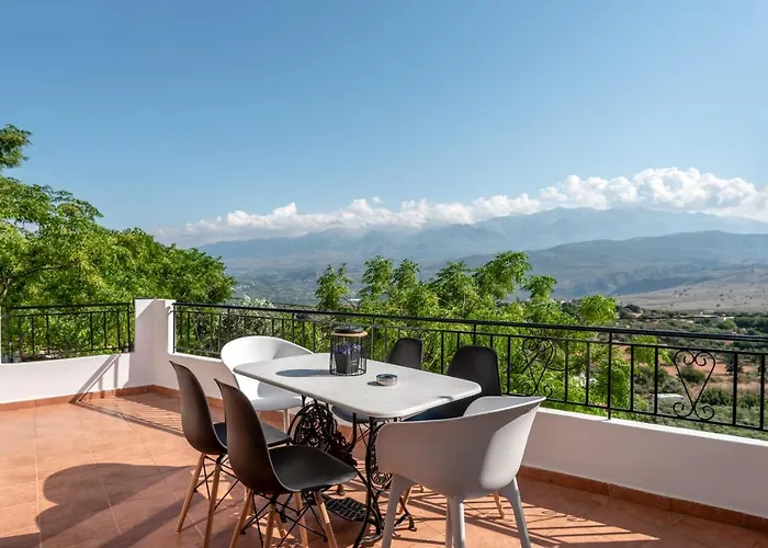 Apteramare Tradidtional House 'new Listing' La Canea