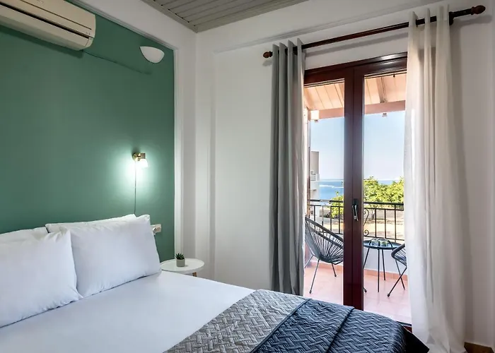 Villa Apteramare Tradidtional House 'new Listing' *