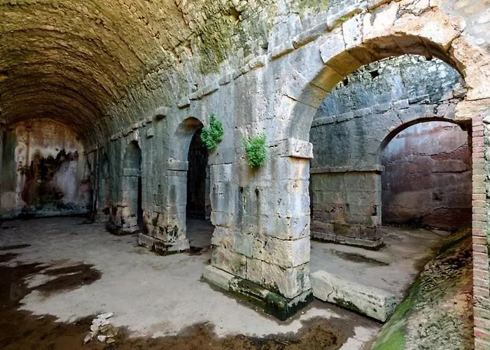 Villa Apteramare Tradidtional House 'new Listing'